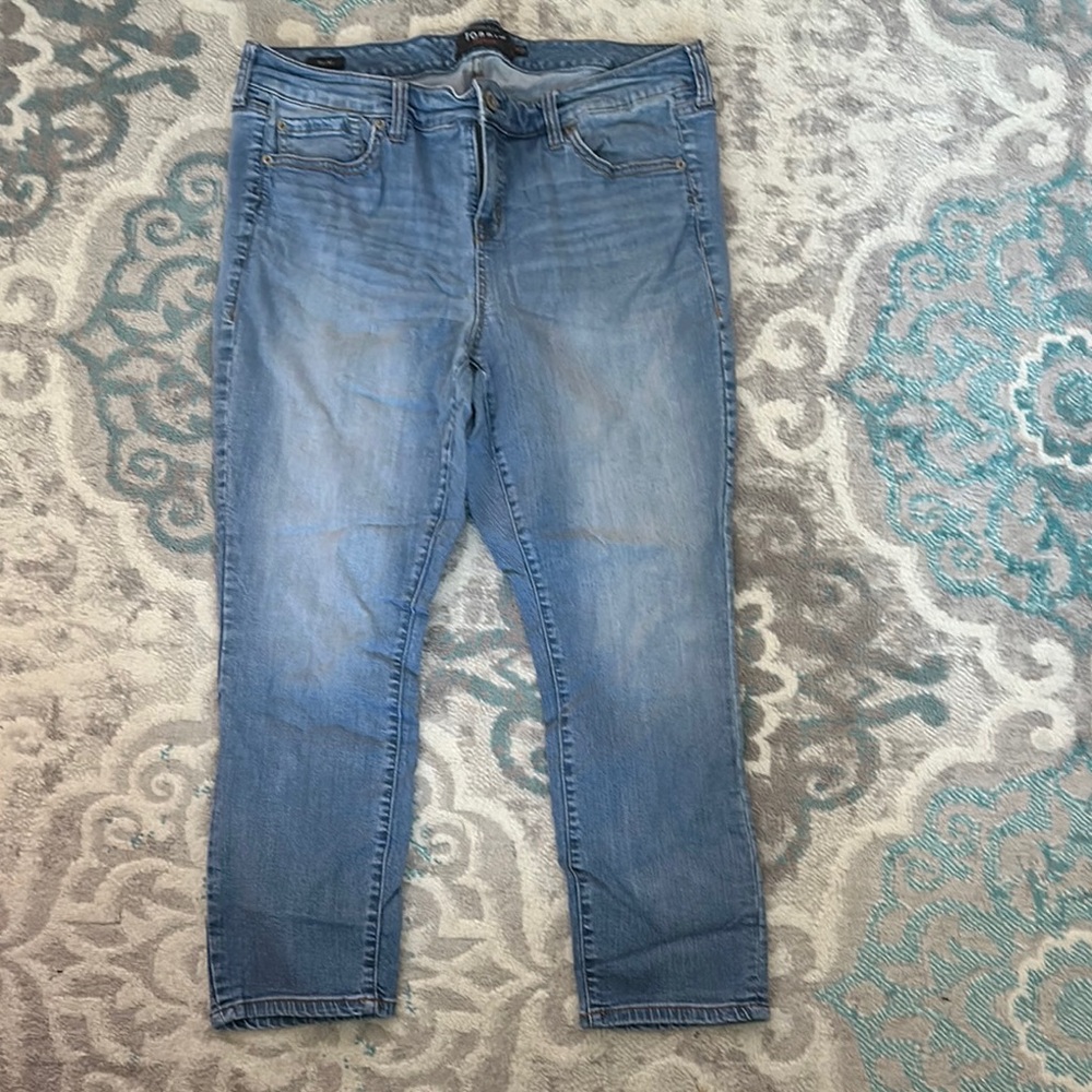 Light Wash Jeans